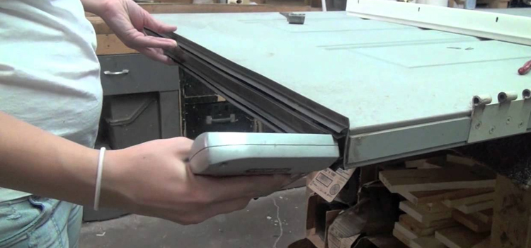 damaged steel door repair Larkfield-Wikiup